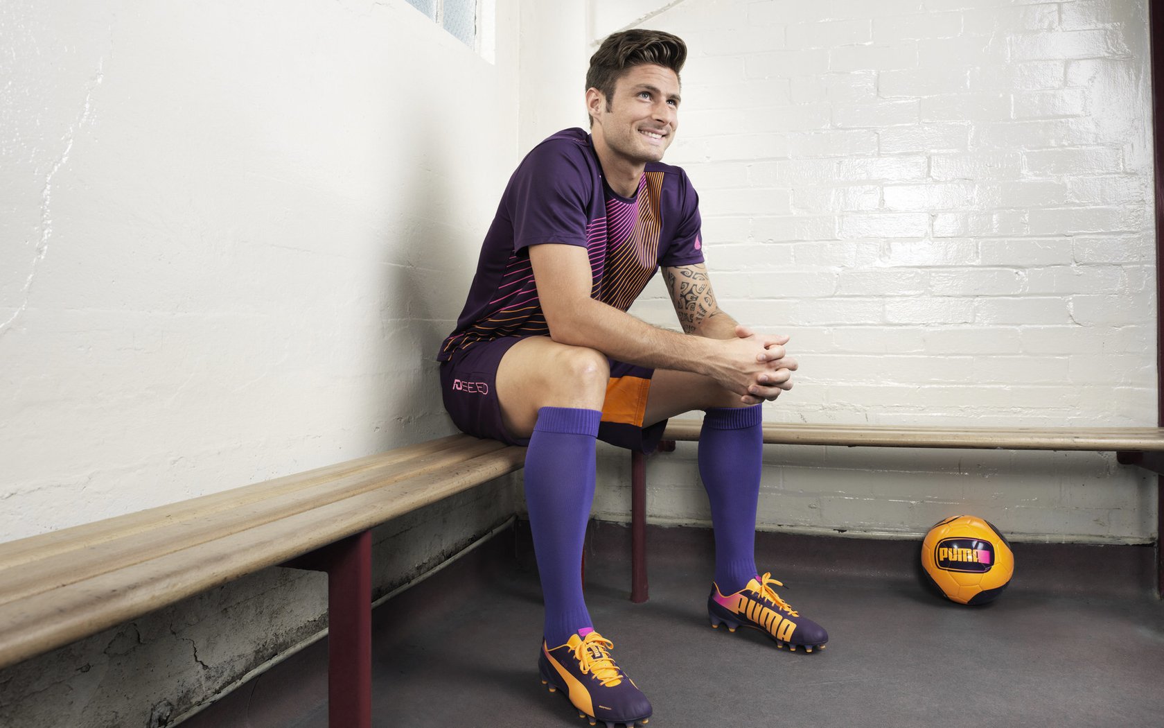 爱游戏入口-球迷佳话：那些因篮球结缘的真实故事，岁月带来无尽的悲伤,篮球却讲述最好的故事